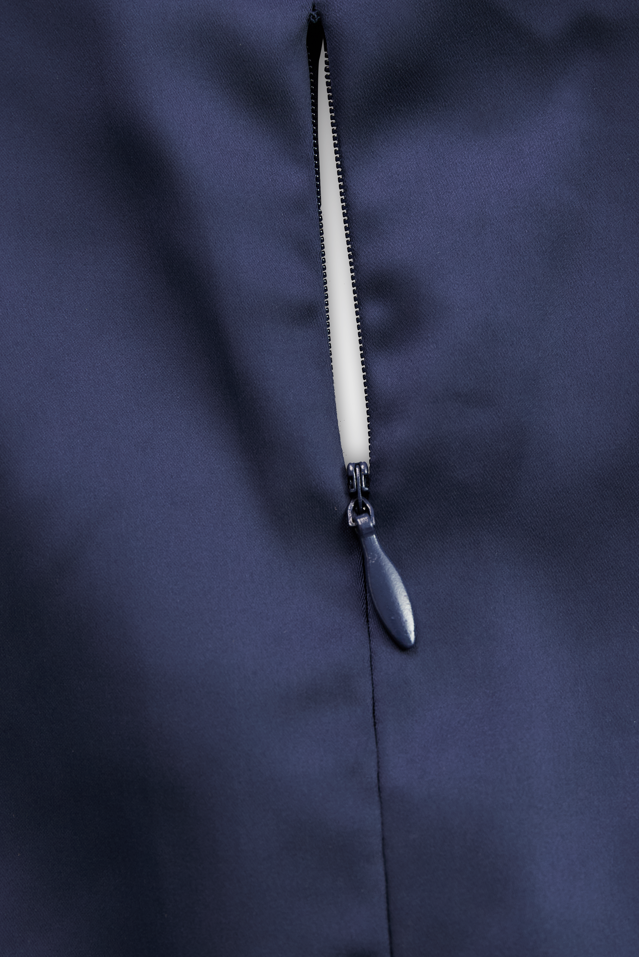 Dharmay | Elegantní midi šaty