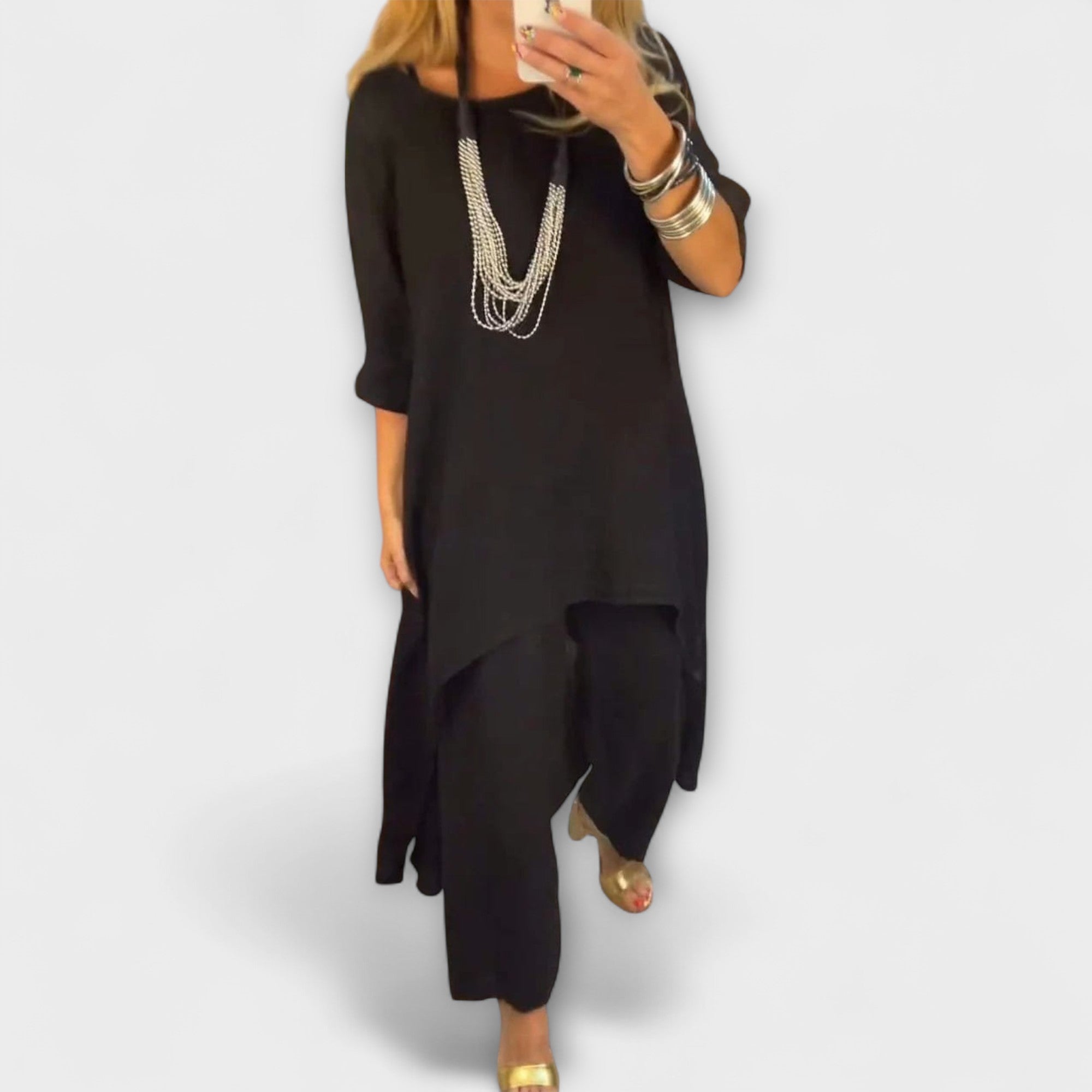 Tabea - Lněný oblek s kulatým výstřihem